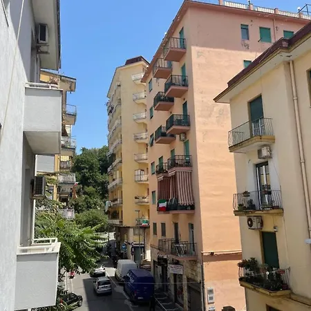 Acqua Azzurra Oda ve Kahvaltı Castellammare di Stabia